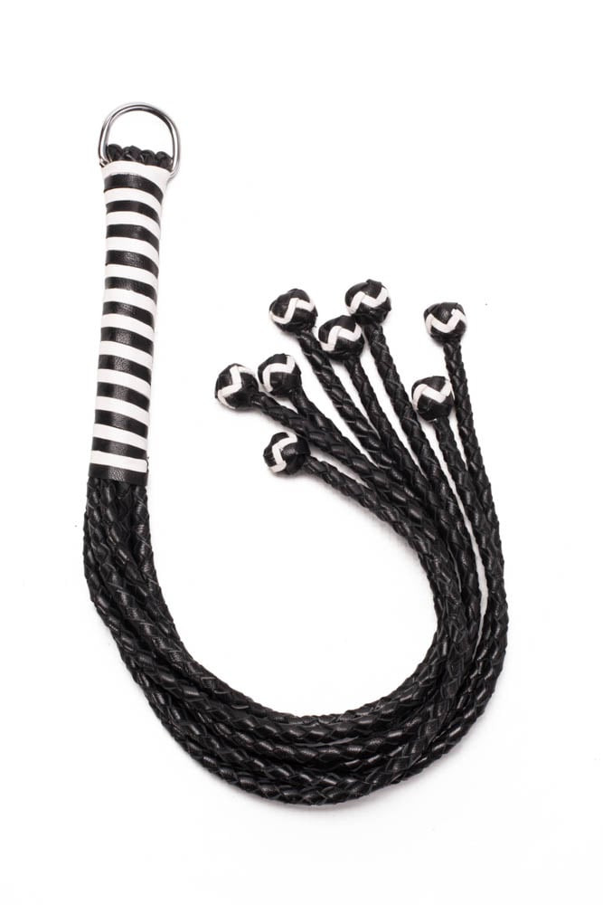 Model 8 Tail Polish Leather Flogger 22 inch